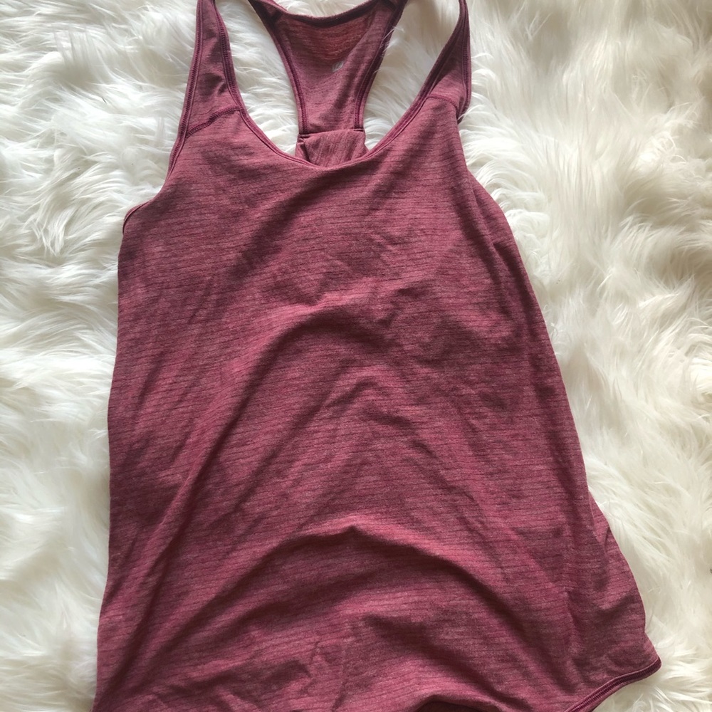 Lululemon essential running tank